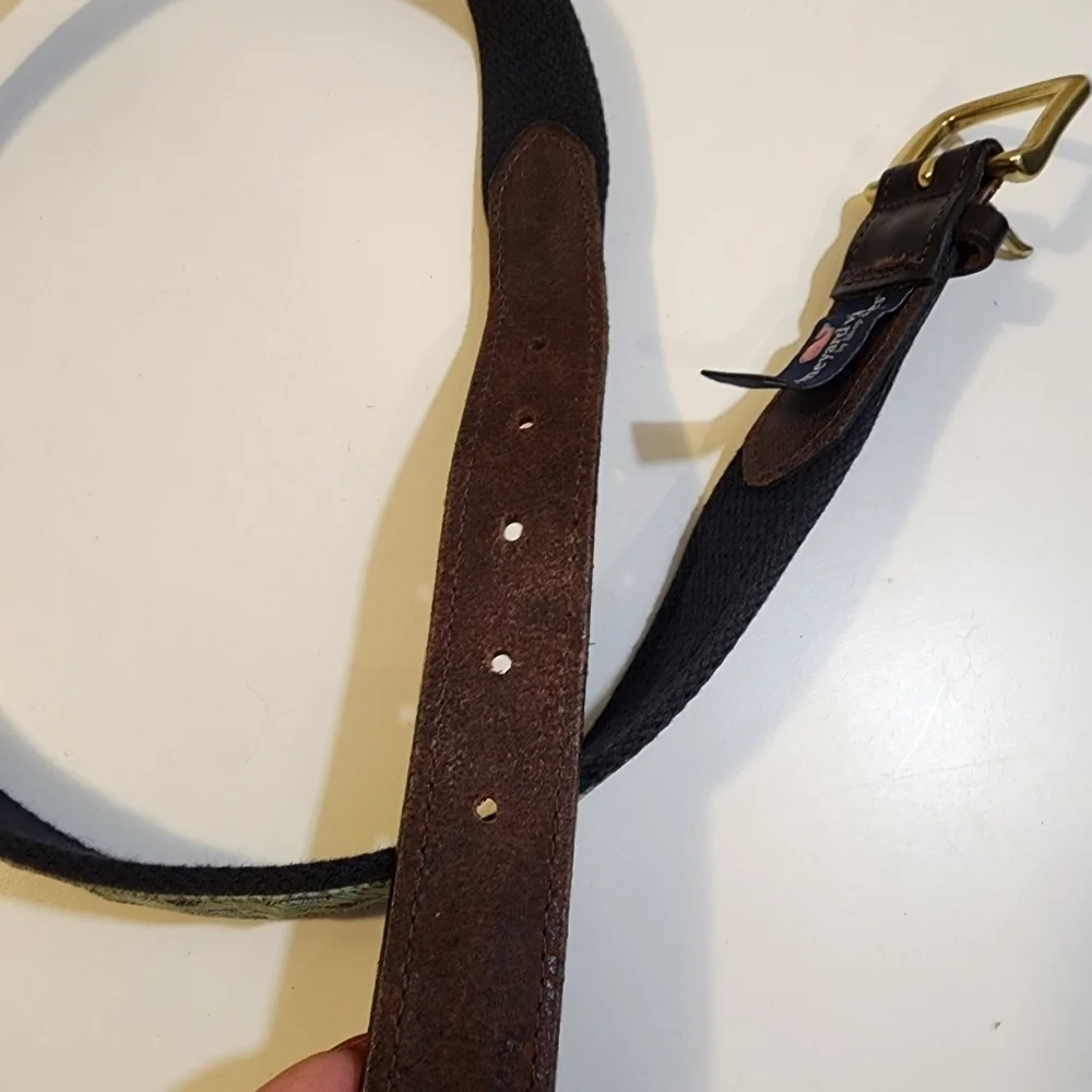 VINEYARD VINES men's belt size 34